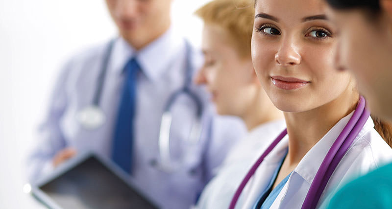 Weiterbildung-zur-Pflegedienstleitung_43526860 Fort- & Weiterbildungen | Pflegedienstleitung bei der Arbeitsablauforganisation